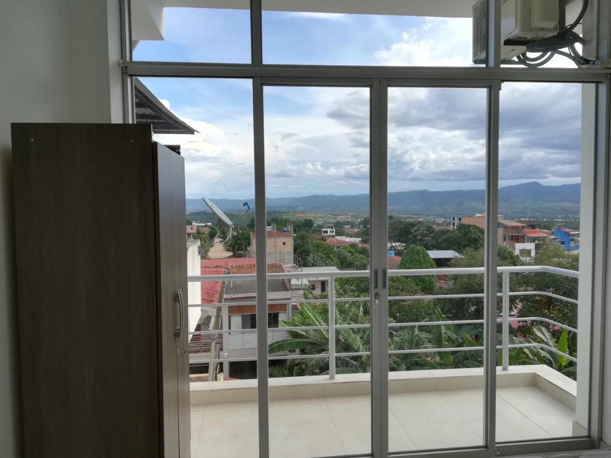 La Casa Del Italiano Bed & Breakfast Tarapoto Dış mekan fotoğraf