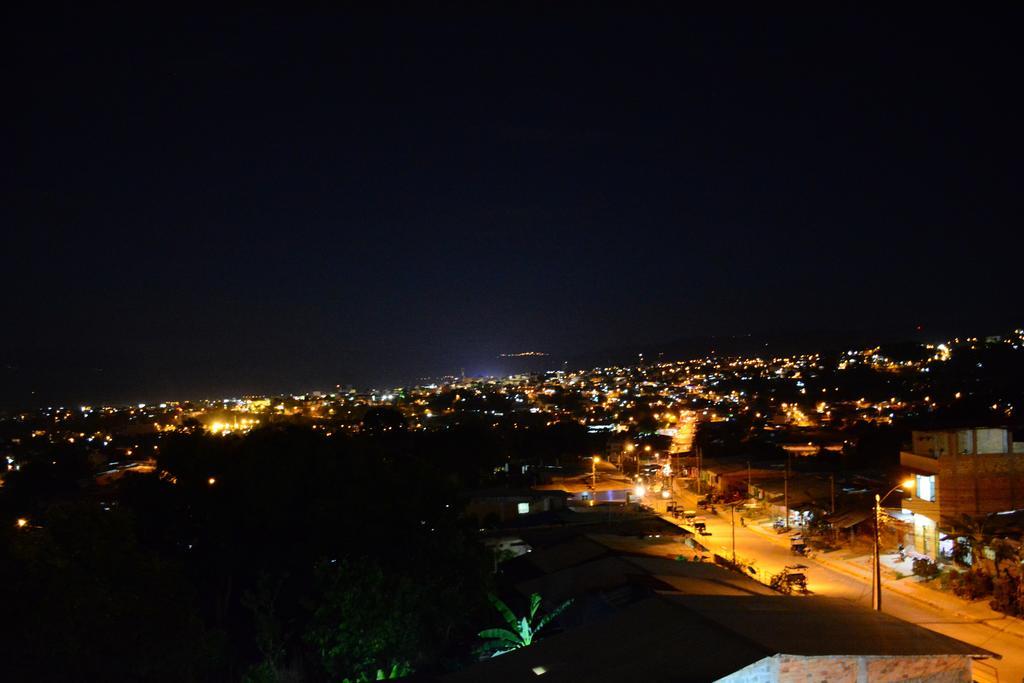 La Casa Del Italiano Bed & Breakfast Tarapoto Dış mekan fotoğraf